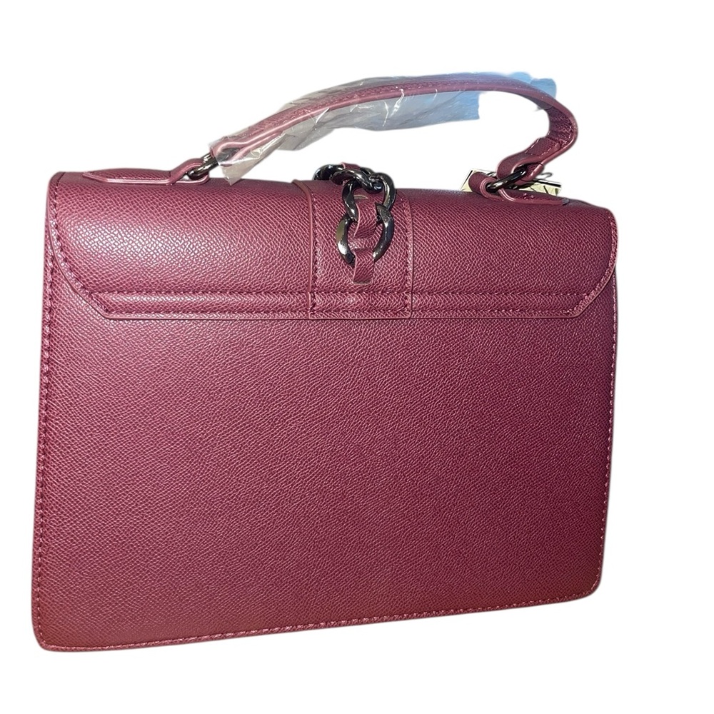 NWT-Badgley Mischka crossbody bag in Plumb. Letter lock, vegan leather - Picture 5 of 15